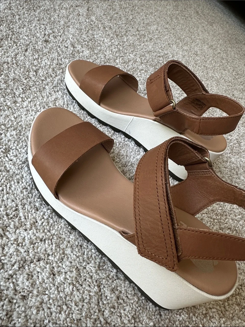 Sorel Tan Leather Platform Wedge Sandals size 9 originally $130
